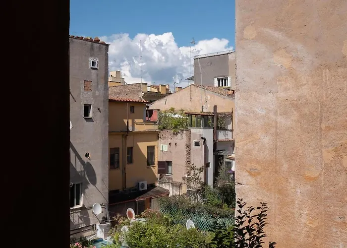 Apartment Borgo Pio Private *